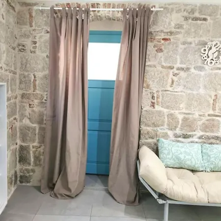 Semesterbostad One Bedroom Property With Wifi At
