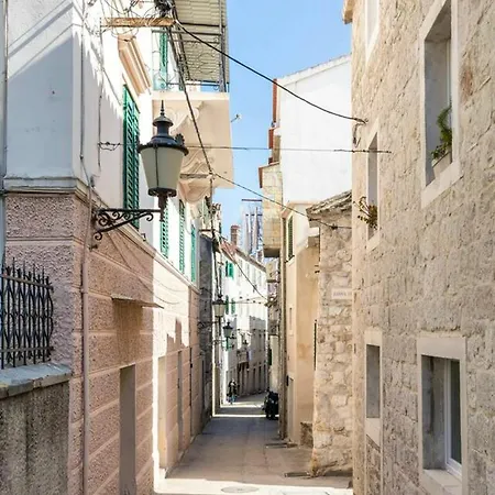 One Bedroom Property With Wifi At Semesterbostad *